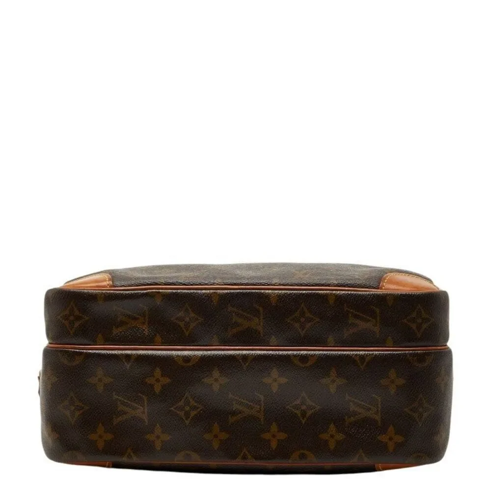 Louis Vuitton delivery duty